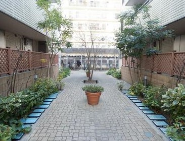 1267420802_386x386__ffffff[1].jpeg