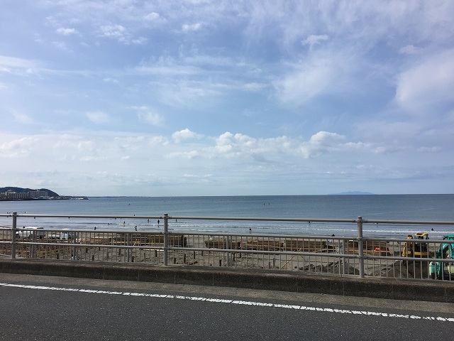 鎌倉日和【海の家・建築スタート】